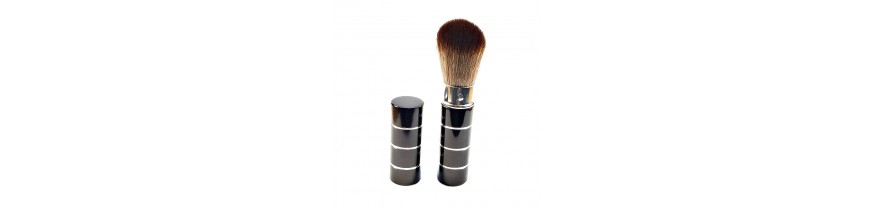 Купить кисти для макияжа и маникюра в Amodashop.ru